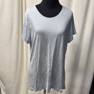 Elegant Silver Women's Short Sleeve Tee